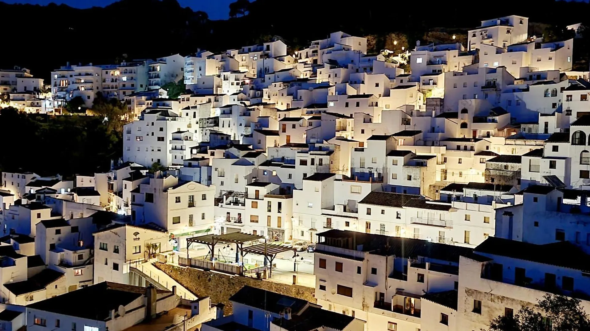 فيلا Casares Castle View بيت للعطل